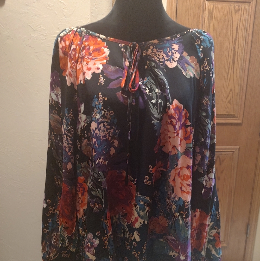 Candy Closet Top size 1X